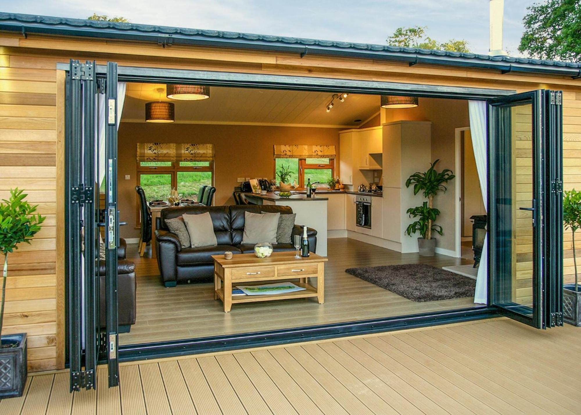 Upton Lakes Lodges 컬럼턴 객실 사진